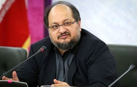 شریعتمداری: شفافیت باید در سرلوحه کارها قرار گیرد