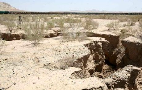 فرونشست زمین در دشت مشهد به مرحله بحرانی رسیده است