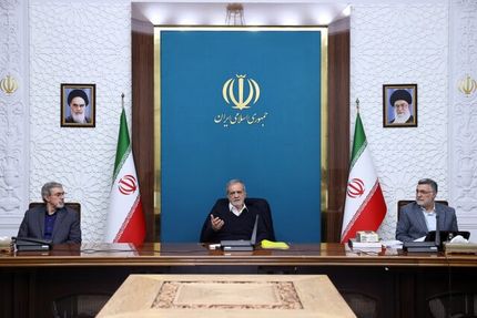 رئیس جمهور: هزینه‌های واقعی مردم برای درمان بیش از ارقامی است که به‌صورت رسمی اعلام می‌شود