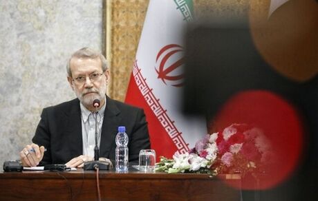 لاریجانی: مردم آمریکا بدانند ماجراجویی را ترامپ شروع کرد. مراقب سربازان خود باشند
