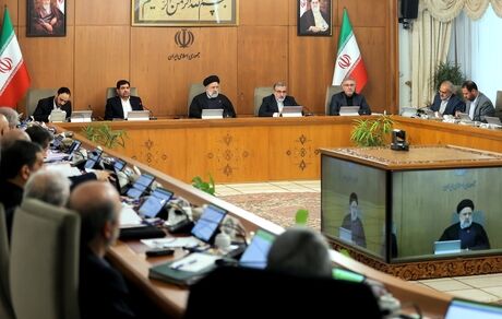 رئیسی:  مسئولان به جوانان میدان دهند و از ظرفیت‌ها، نشاط و انگیزه آنان غفلت نکنند