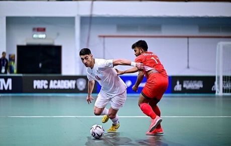 تیم ملی فوتسال، امارات را ۱۰ گله کرد