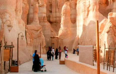درآمد قابل توجه عربستان در گردشگری