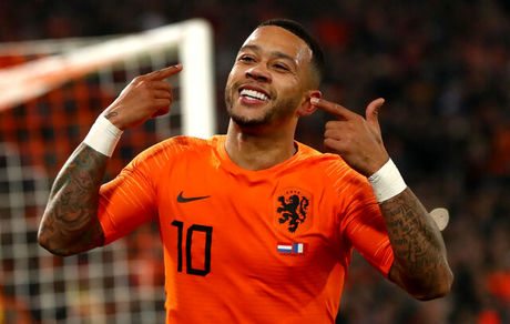 دپای چگونه به رکورد گلزنی دایی در سال ۲۰۰۴ رسید؟