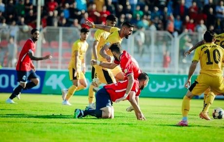 سپاهان بالاخره متوقف شد / نساجی و رحمتی مانع ششمین برد متوالی طلایی‌پوشان