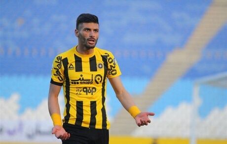 مدافع سپاهان در آستانه دیدار با پرسپولیس محروم شد 