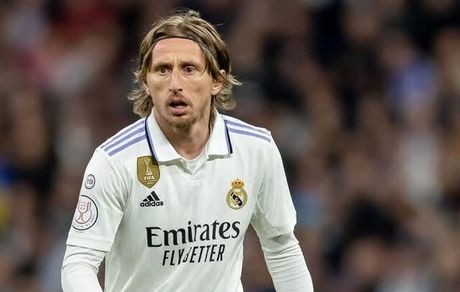 پیشنهاد فوق نجومی، لوکا مودریچ را وسوسه کرد