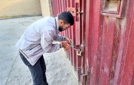 پلمب یک مرکز معاینه فنی و یک واحد رنگرزی در استان تهران