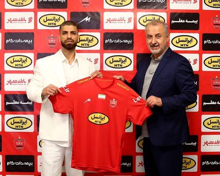 مشکل سربازی بازیکن پرسپولیس همچنان پابرجاست