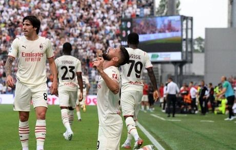 قرمزهای میلان بعد از ۱۱ سال قهرمان سری آ شدند + جدول رده بندی