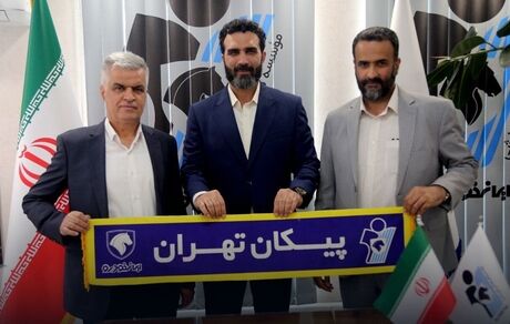 تندروان بجای پیمان اکبری سرمربی تیم والیبال پیکان شد