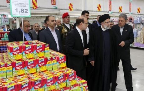 رئیسی در ونزوئلا از فروشگاه ایرانی «مگاسیس» در کاراکاس بازدید کرد