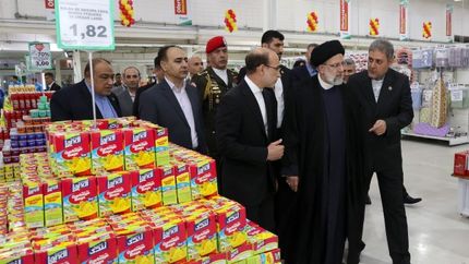 رئیسی در ونزوئلا از فروشگاه ایرانی «مگاسیس» در کاراکاس بازدید کرد