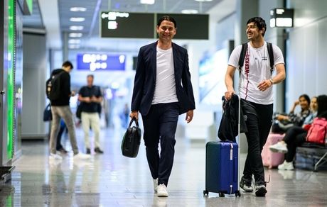 سردار آزمون به مکزیک رفت