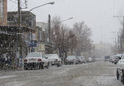 هشار هواشناسی: بارش باران و برف در ۱۰ استان/ کولاک برف در جاده‌های کوهستانی