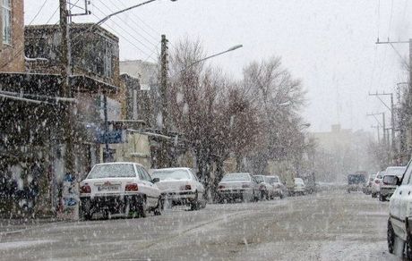 هشار هواشناسی: بارش باران و برف در ۱۰ استان/ کولاک برف در جاده‌های کوهستانی