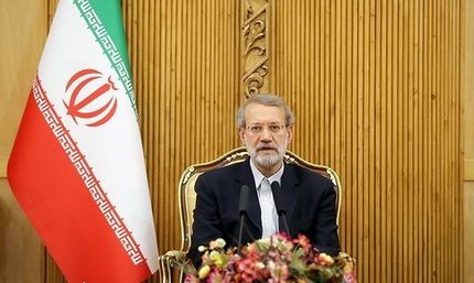 لاریجانی:شورای سران سه قوه، موقت است و قرار نیست جایگزین مجلس شود/رئیس جمهور انصافا دقت می کند سایر نهادها قانونگذاری نکنند
