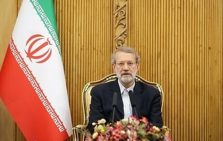 لاریجانی:شورای سران سه قوه، موقت است و قرار نیست جایگزین مجلس شود/رئیس جمهور انصافا دقت می کند سایر نهادها قانونگذاری نکنند