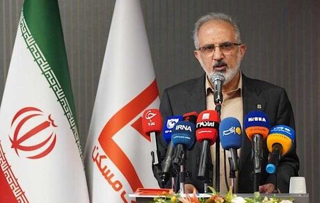 اقدامات بانک مسکن؛ تجلی مسئولیت اجتماعی و گره‌گشایی از امور مردم / خورسندیان: بخشی از منابع قرض‌الحسنه به مناطق جنگ‌زده و محروم تخصیص می‌یابد
