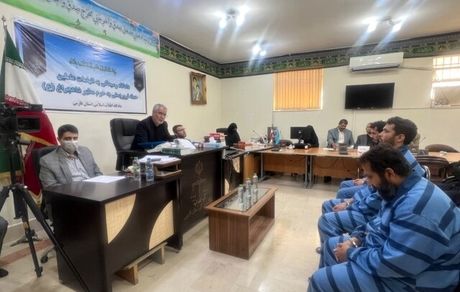 اولین جلسه رسیدگی به پرونده متهمان دومین حادثه تروریستی حرم شاهچراغ (ع): متهمین اعتراف کردند