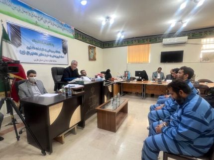 اولین جلسه رسیدگی به پرونده متهمان دومین حادثه تروریستی حرم شاهچراغ (ع): متهمین اعتراف کردند