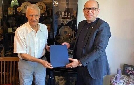 تقدیر باشگاه استقلال از سرمربی اسبق تیم ملی فوتبال