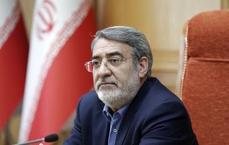 وزیر کشور: همه نظام باید برای پاسخ به استقبال مردم از بازار سرمایه پای کار بیایند