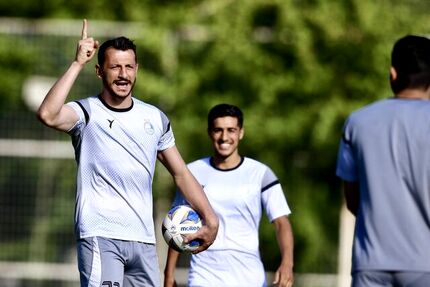 مهاجم جدا شده آبی‌ها به استقلال بازگشت