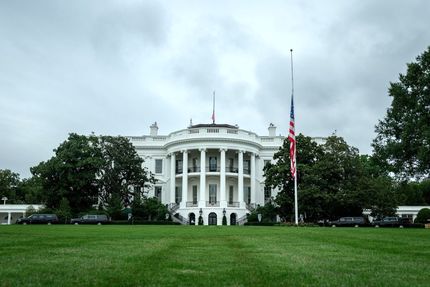 صدور دستور آمریکا برای خروج کارکنان غیرضروری خود از عراق