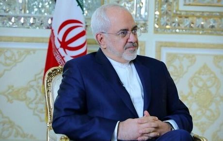 دیدار اهالی فرهنگ و سینما با ظریف/ عکس