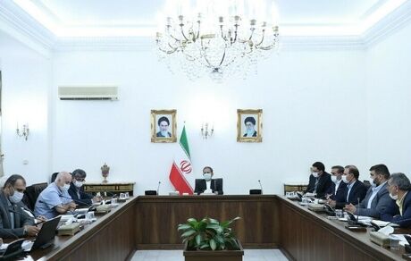 جهانگیری: صادرکنندگان به تعهد ارزی خود عمل کنند