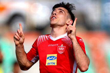 فرشاد احمدزاده به پرسپولیس برگشت