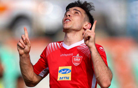 فرشاد احمدزاده به پرسپولیس برگشت