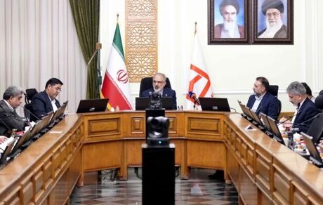 لزوم همگرایی بیشتر بانک و شرکت‌های تابعه برای تقویت بانکداری شرکتی / با تعامل موثر و ظرفیت‌های گروه مالی ارزش‌های پیشنهادی برای مشتریان تعریف کنیم