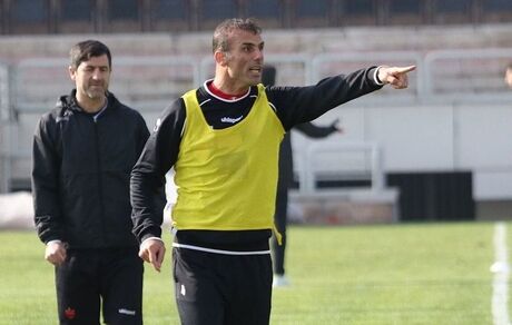 قرارداد سیدجلال حسینی به عنوان مربی با پرسپولیس امضا شد