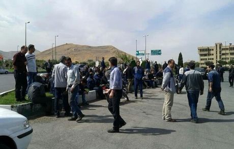 بلاتکلیفی ۱۱۰ کارگر بازنشسته، علت تجمع امروز کارگران آذرآب