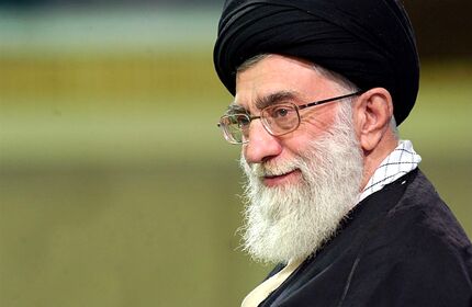 رهبر انقلاب: اگر نصف آن مقداری که صحبت می‌کنیم، کار کنیم دنیا آباد می‌شود