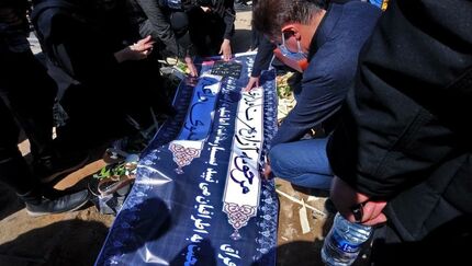آزاده نامداری در قطعه هنرمندان آرام گرفت / پیام‌های هنرمندان درخصوص درگذشت مجری تلویزیون