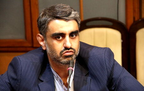 خبر خوش برای روزنامه ها/کاغذ وارداتی مطبوعات با قیمت مناسب برای مصرف یک ساله بزودی ترخیص می شود