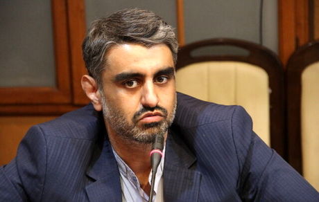 خبر خوش برای روزنامه ها/کاغذ وارداتی مطبوعات با قیمت مناسب برای مصرف یک ساله بزودی ترخیص می شود