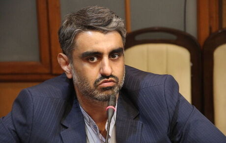 خبر خوش برای روزنامه ها/کاغذ وارداتی مطبوعات با قیمت مناسب برای مصرف یک ساله بزودی ترخیص می شود