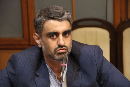 خبر خوش برای روزنامه ها/کاغذ وارداتی مطبوعات با قیمت مناسب برای مصرف یک ساله بزودی ترخیص می شود
