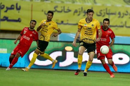 سپاهان به وضعیت بازی با پرسپولیس اعتراض کرد