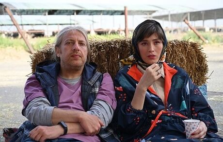 باران کوثری، فرشته حسینی و مانی حقیقی در فیلم «چرا گریه نمی‌کنی؟»