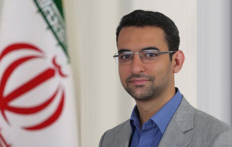 آذری جهرمی: جمع‌بندی خسارات قطع اینترنت در حال انجام است