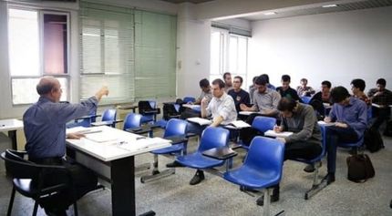 رئیس کمیسیون آموزش مجلس: حقوق اساتید حق التدریسی‌ افزایش می‌یابد