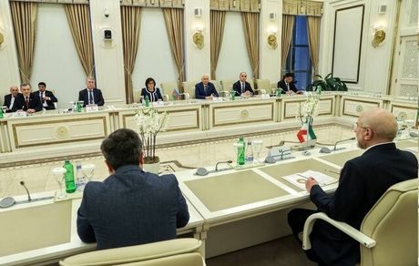 قالیباف:  دخالت نیروهای خارجی در منطقه را قبول نداریم / سیاست قطعی ایران توسعه روابط همه جانبه با همه کشورهای همسایه است