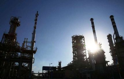 تکذیب آتش سوزی پالایشگاه تهران
