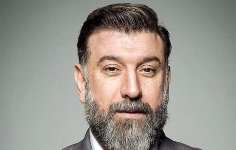 مادر علی انصاریان بعد از شنیدن خبر فوت پسرش بستری شد