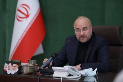 قالیباف: برخی رسانه‌ها صحبت‌هایم درباره ربوی بودن فعالیت بانک‌ها را تقطیع کردند